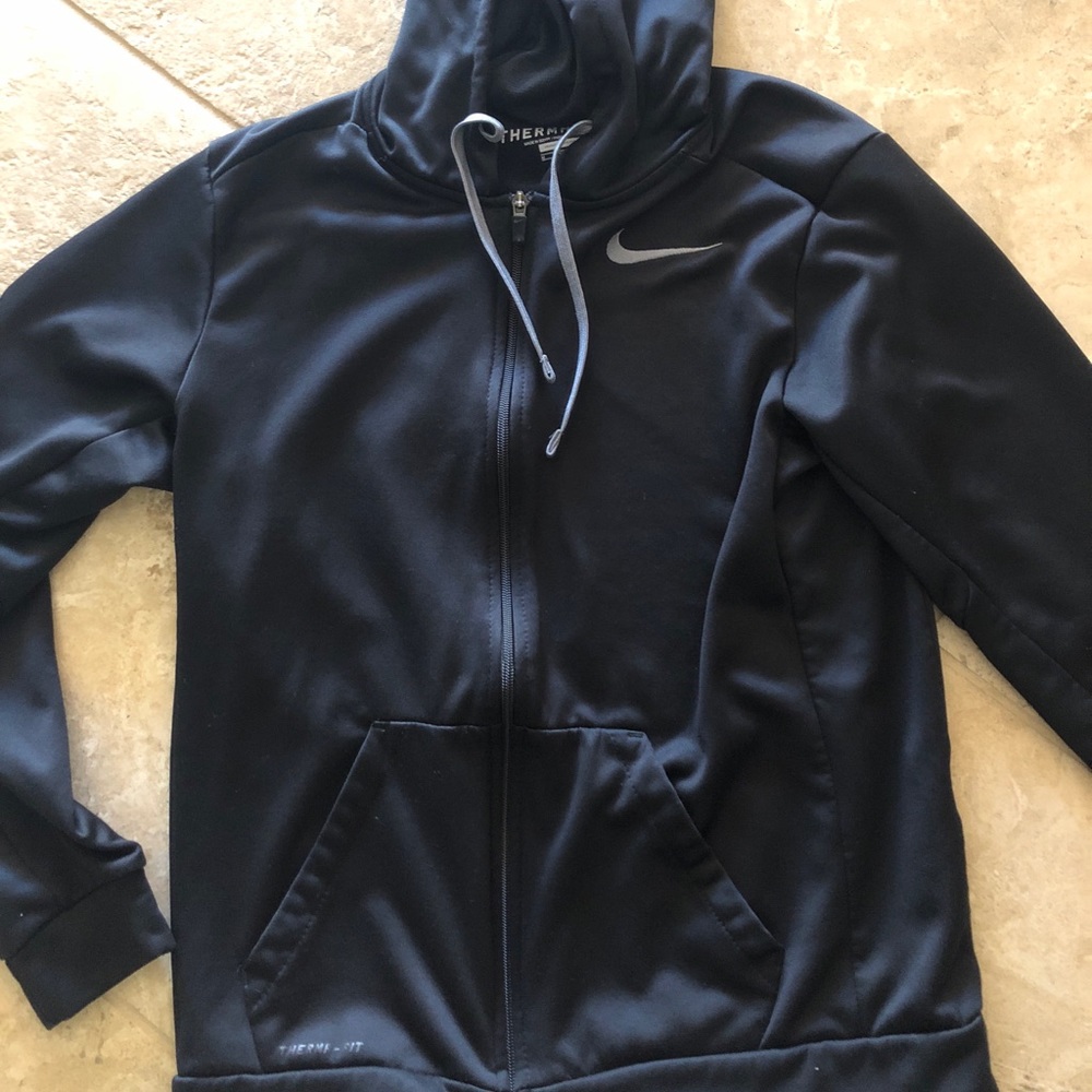 SOLD!!! Nike Therma Fit Zip Up Sweater
